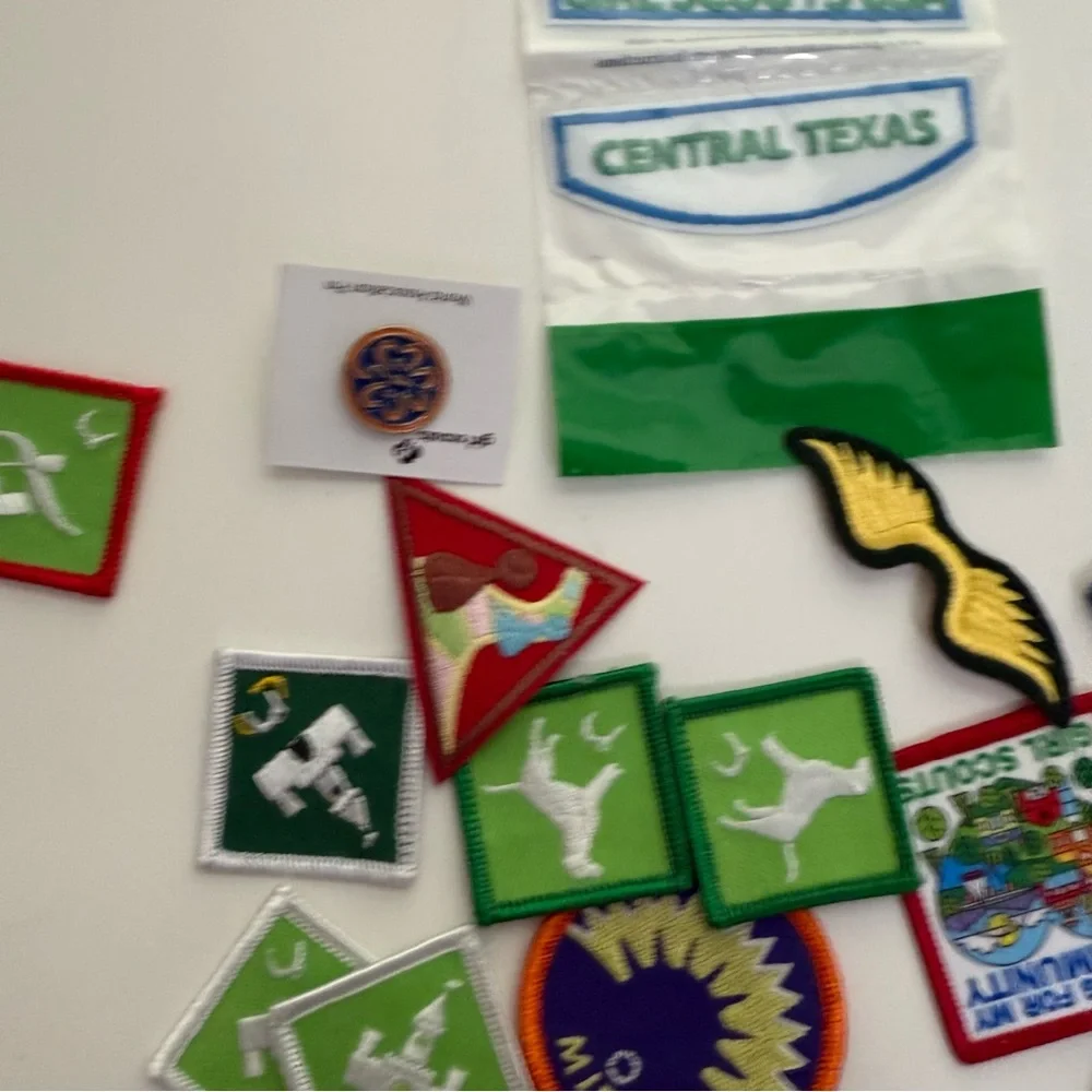 Lots of Girl Scouts USA Patch Set pin - Picture 5 of 8